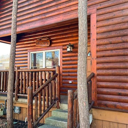 Black Bear Hideaway Cabin Villa Gatlinburg Exterior photo