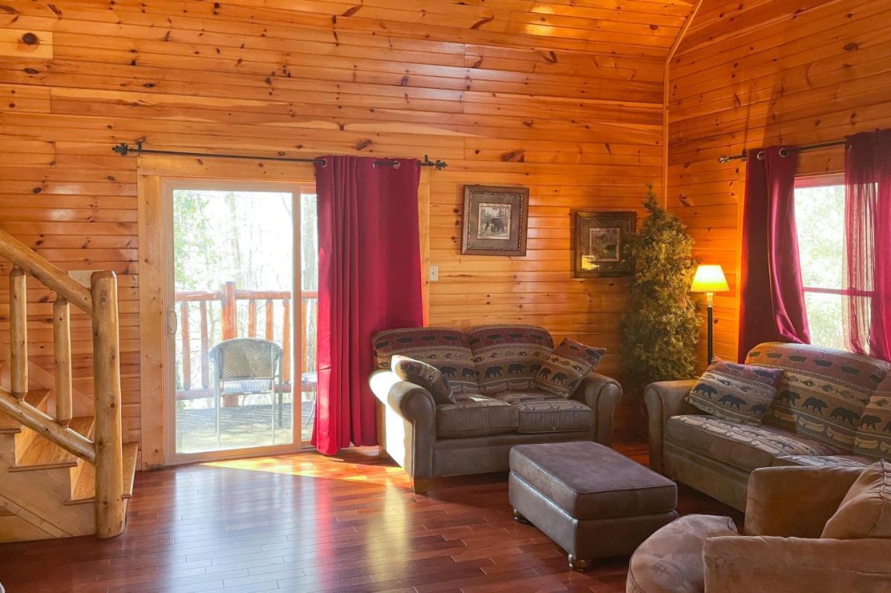 Black Bear Hideaway Cabin Villa Gatlinburg Exterior photo